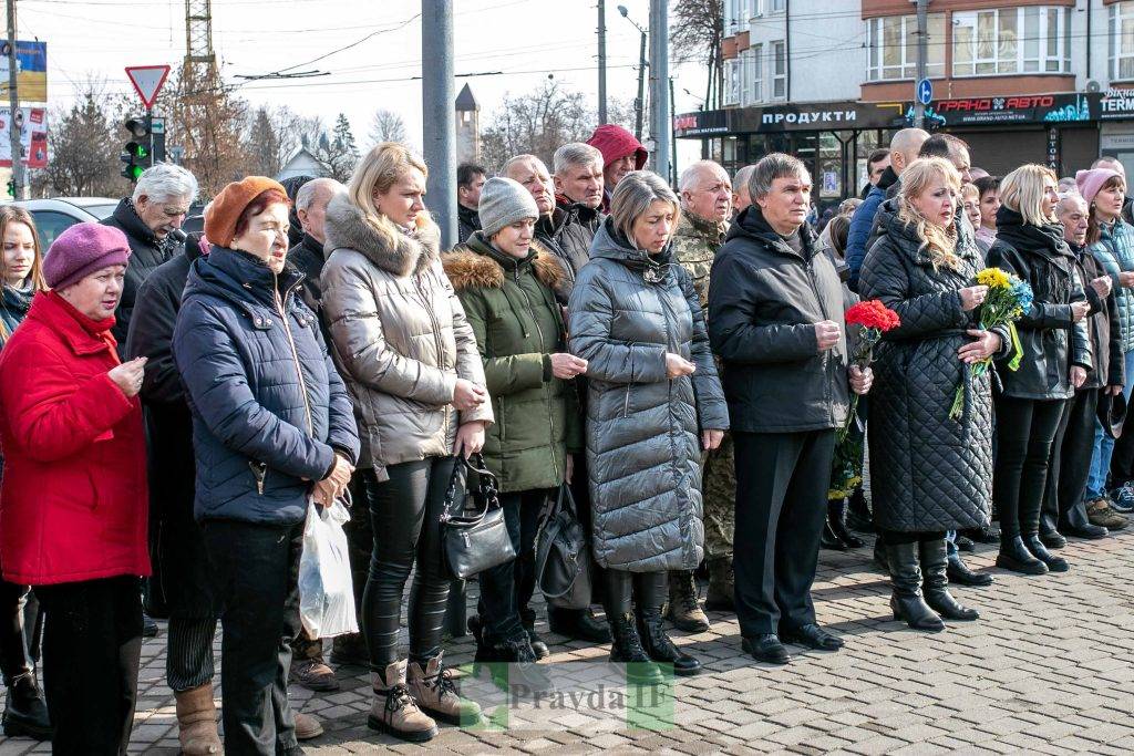 У Франківську відкрили пам'ятну дошку Герою Олегу Вязовченку