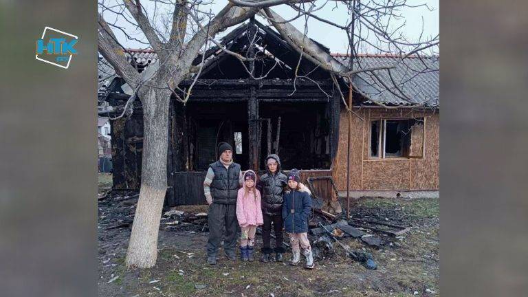 На Коломийщині потребує допомоги родина, яка втратила дім через пожежу