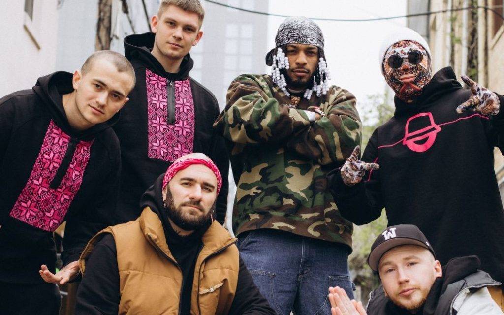 Kalush Orchestra станцювали брейк з американським репером Armani White