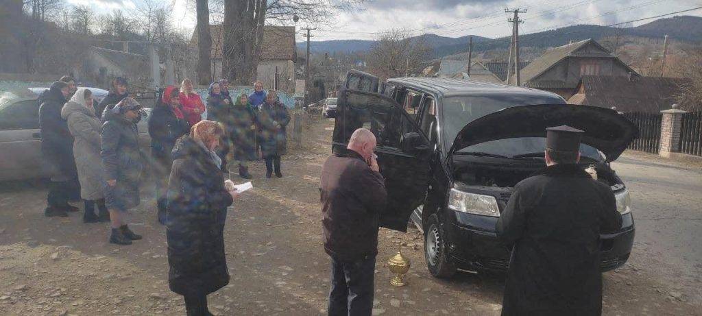 Житель Надвірнянщини віддав свій автомобіль для потреб армії