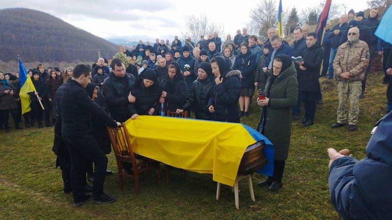 На Косівщині гідно зустріли і віддали шану Герою Мирославу Яцку