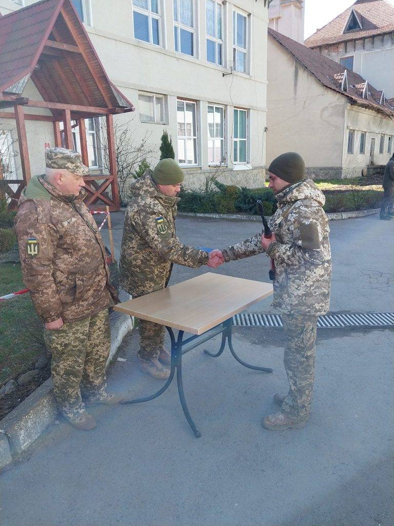 На Прикарпатті бійці новоствореного стрілецького батальйону присягнули на вірність народу України