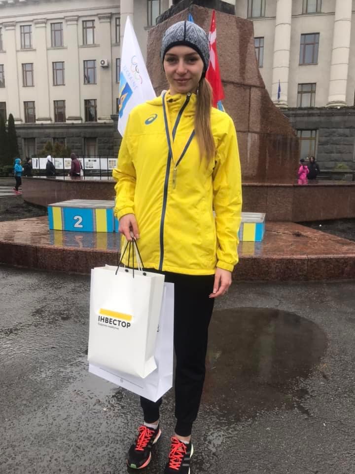 Скороходка з Франківщини Юлія Луцька здобула срібло чемпіонату України і поїде до Європи