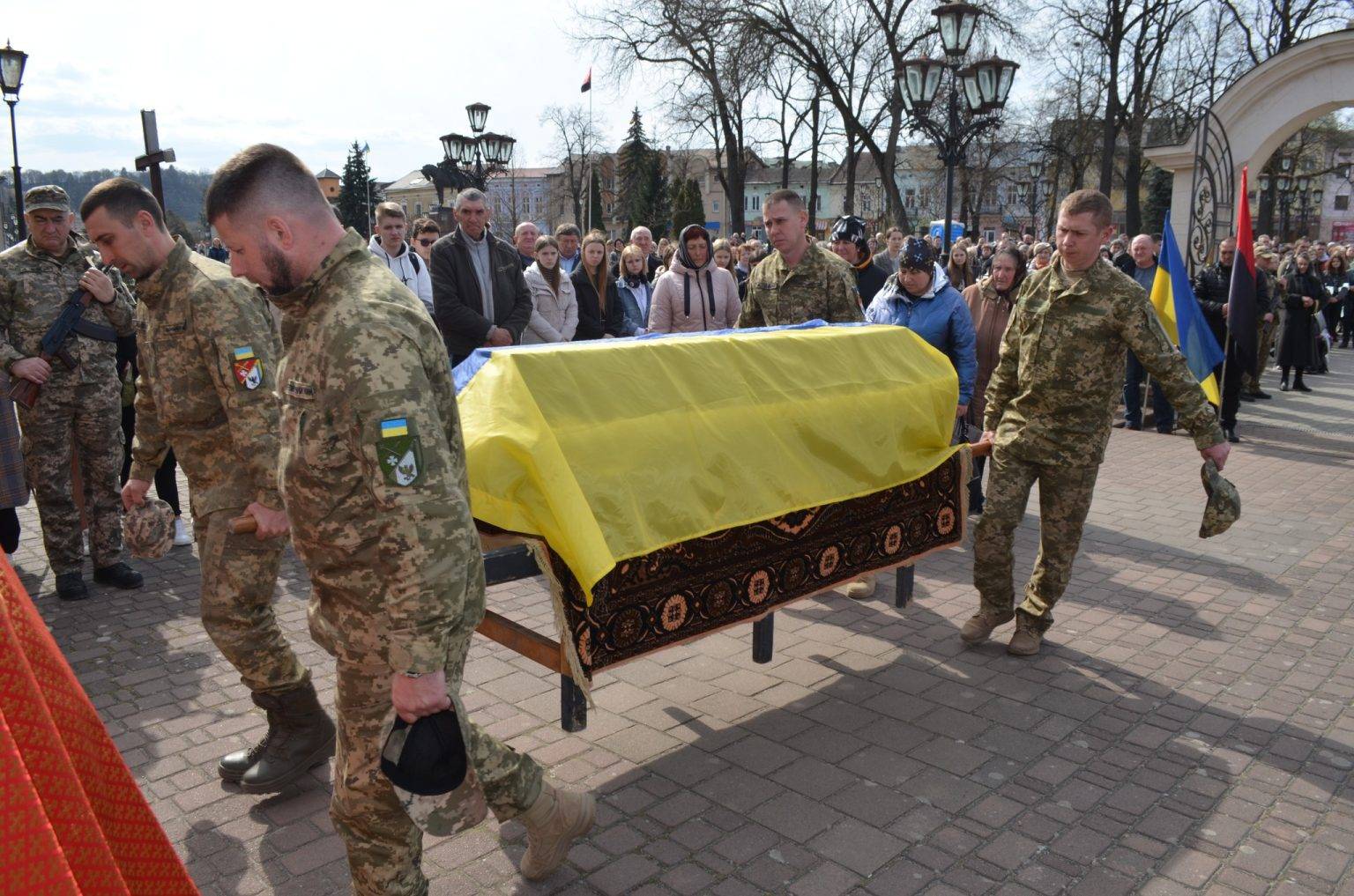 Галич попрощався з полеглим воїном Станіславом Брандальським