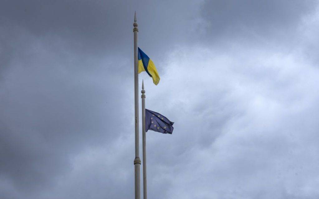 ЄС протягом найближчих тижнів надасть Україні боєприпаси на 1 млрд євро