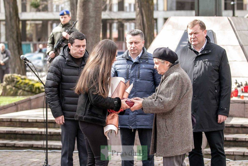 У Франківську посмертно нагородили полеглих військових Прикарпаття