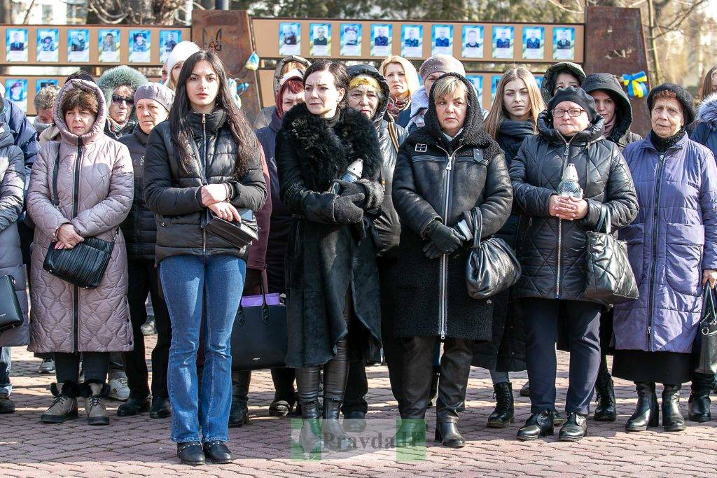 У Івано-Франківську вшанували пам'ять загиблих на війні воїнів