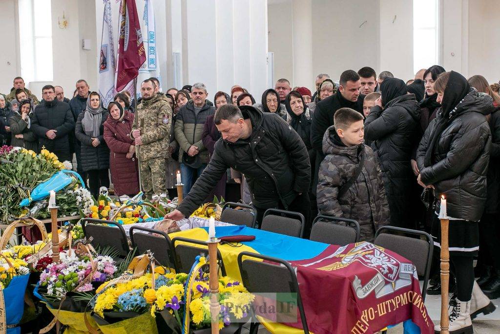 У Франківську провели в останню путь десантника Миколу Жовкевича. ФОТО