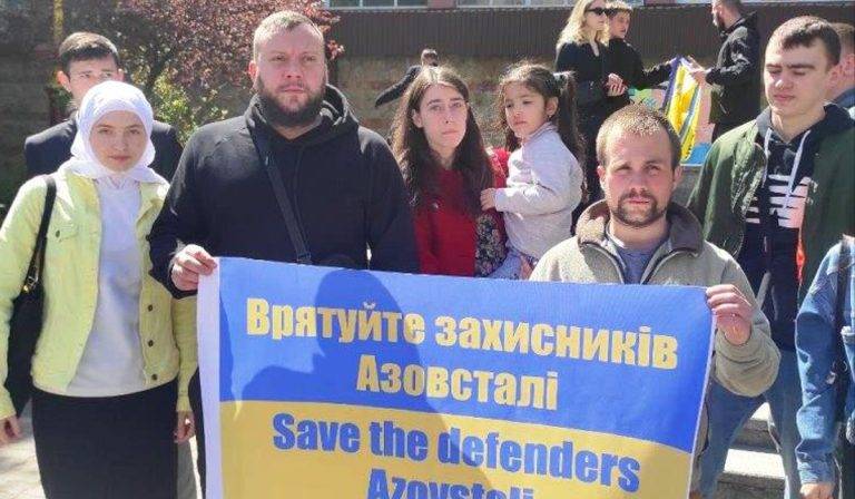 У Франківську закликали звільнити з полону оборонців Азовсталі