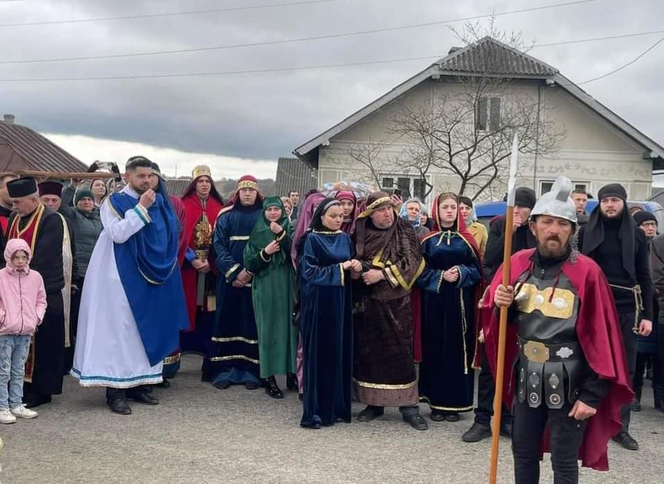 На Калущині провели театралізовану Хресну ходу