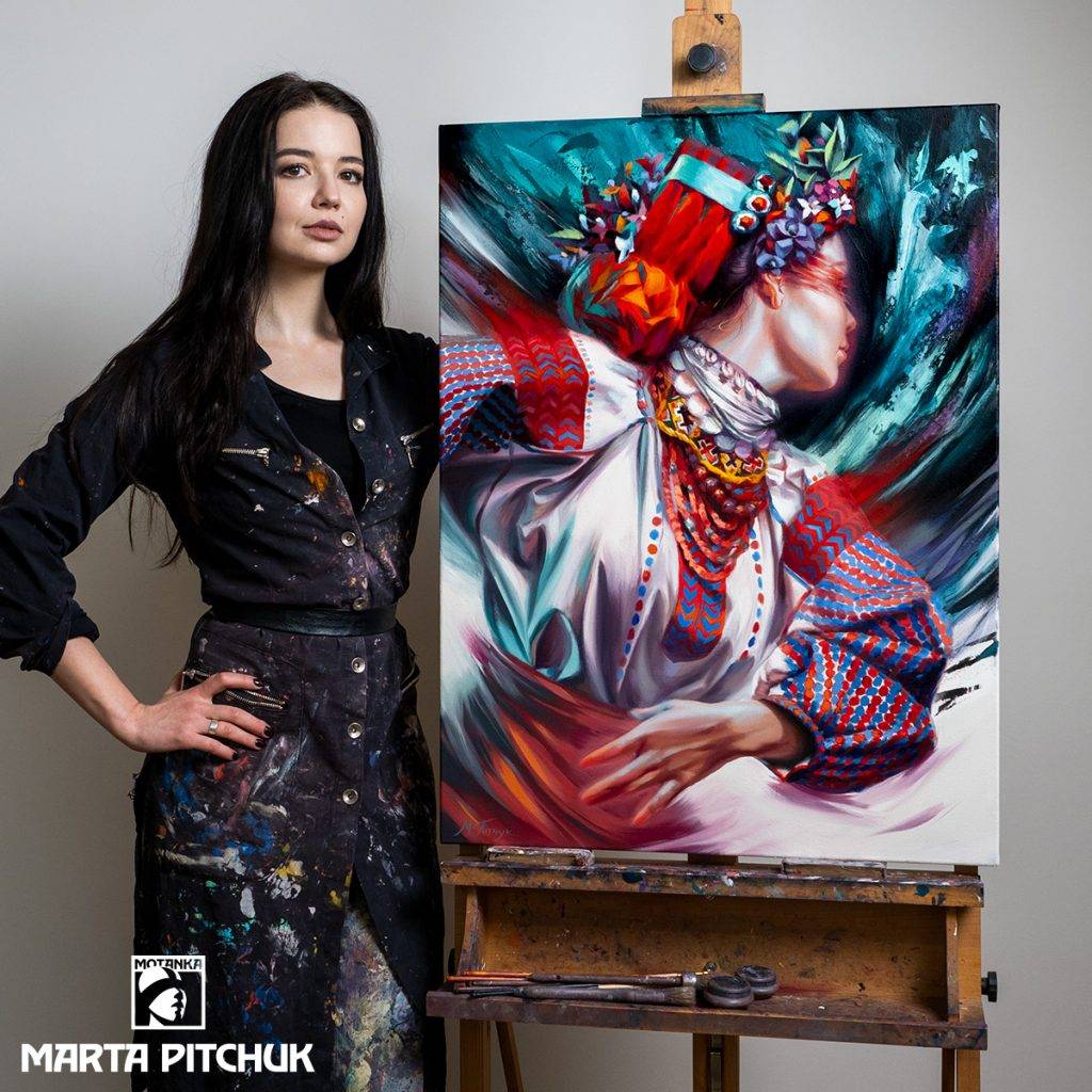 Франківська художниця Марта Пітчук продала картину, щоб купити авто та дрон для ЗСУ