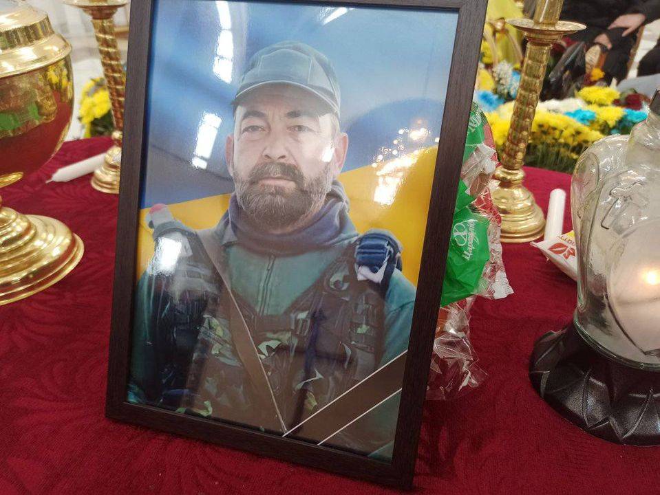 У Франківську на вічний спочинок провели Героя Олександра Кісельова