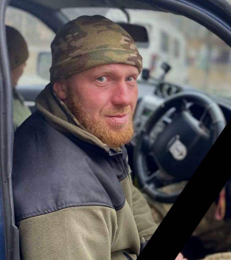 У бою з російськими окупантами поліг воїн Роман Критович з Франківщини