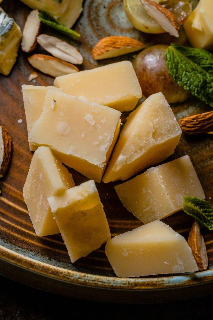 Ідеальний тандем сиру та вина: який він?