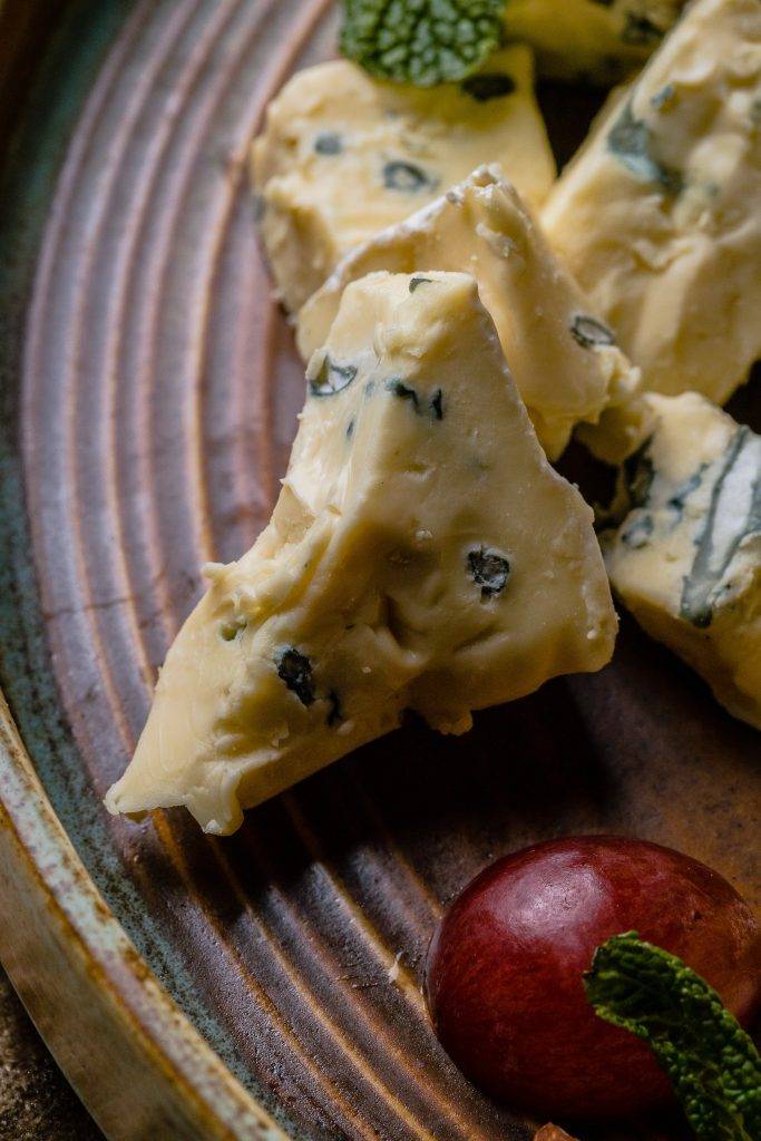Ідеальний тандем сиру та вина: який він?