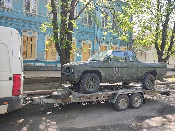 Із Загвіздя передали автомобіль для потреб 102 бригади Франківщини