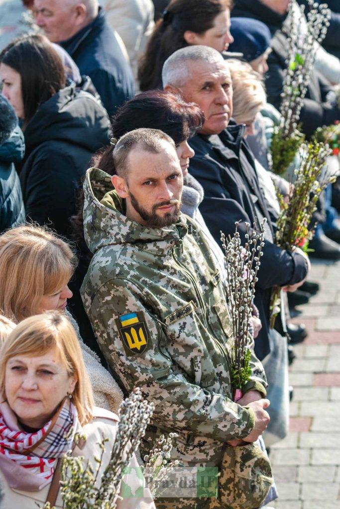 у Вербну неділю,освячення шутки,освячення верби івано-франківськ