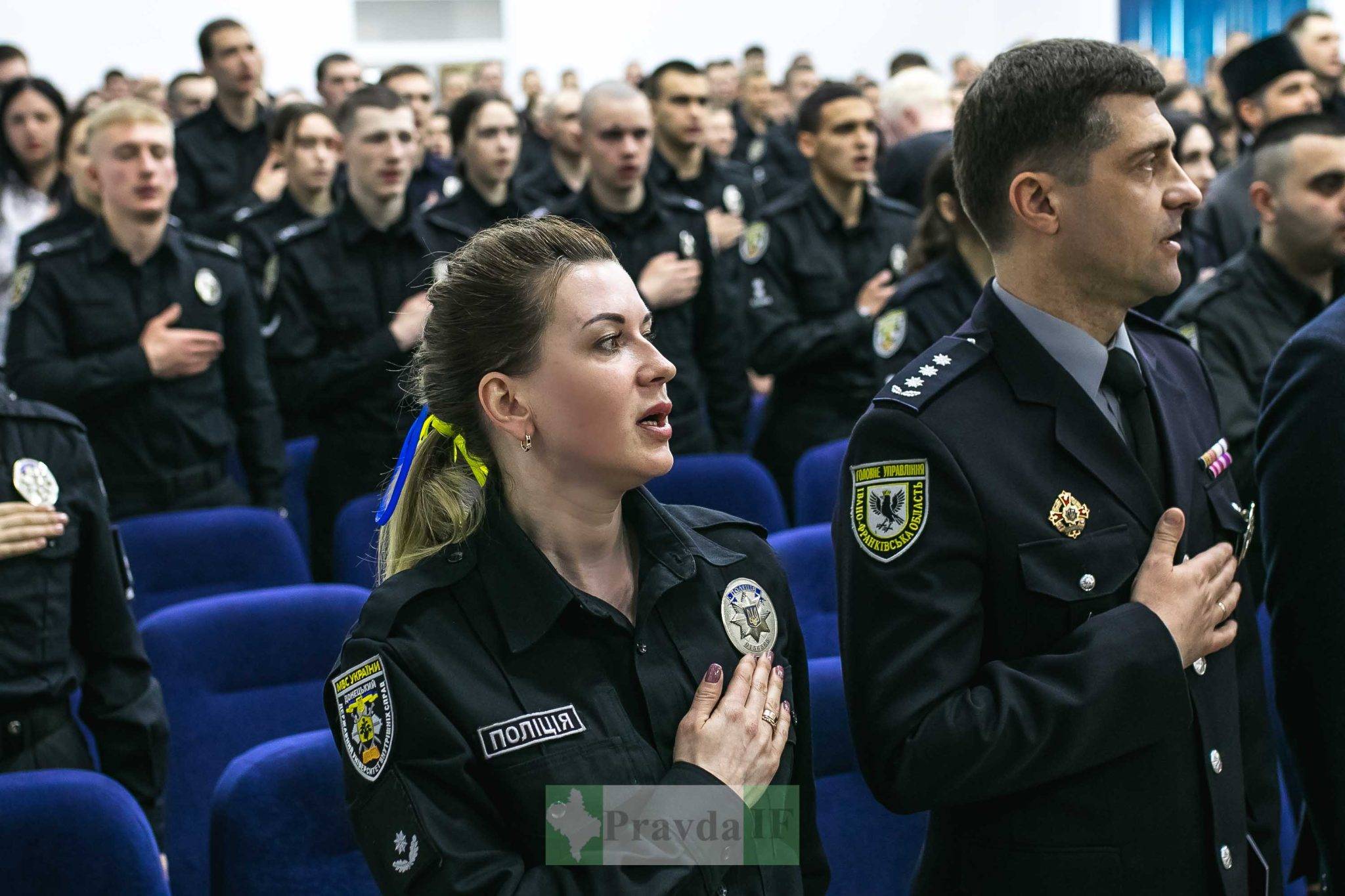 Відбувся перший випуск курсантів Луганського університету внутрішніх справ,курсанти мвс,війна в україні