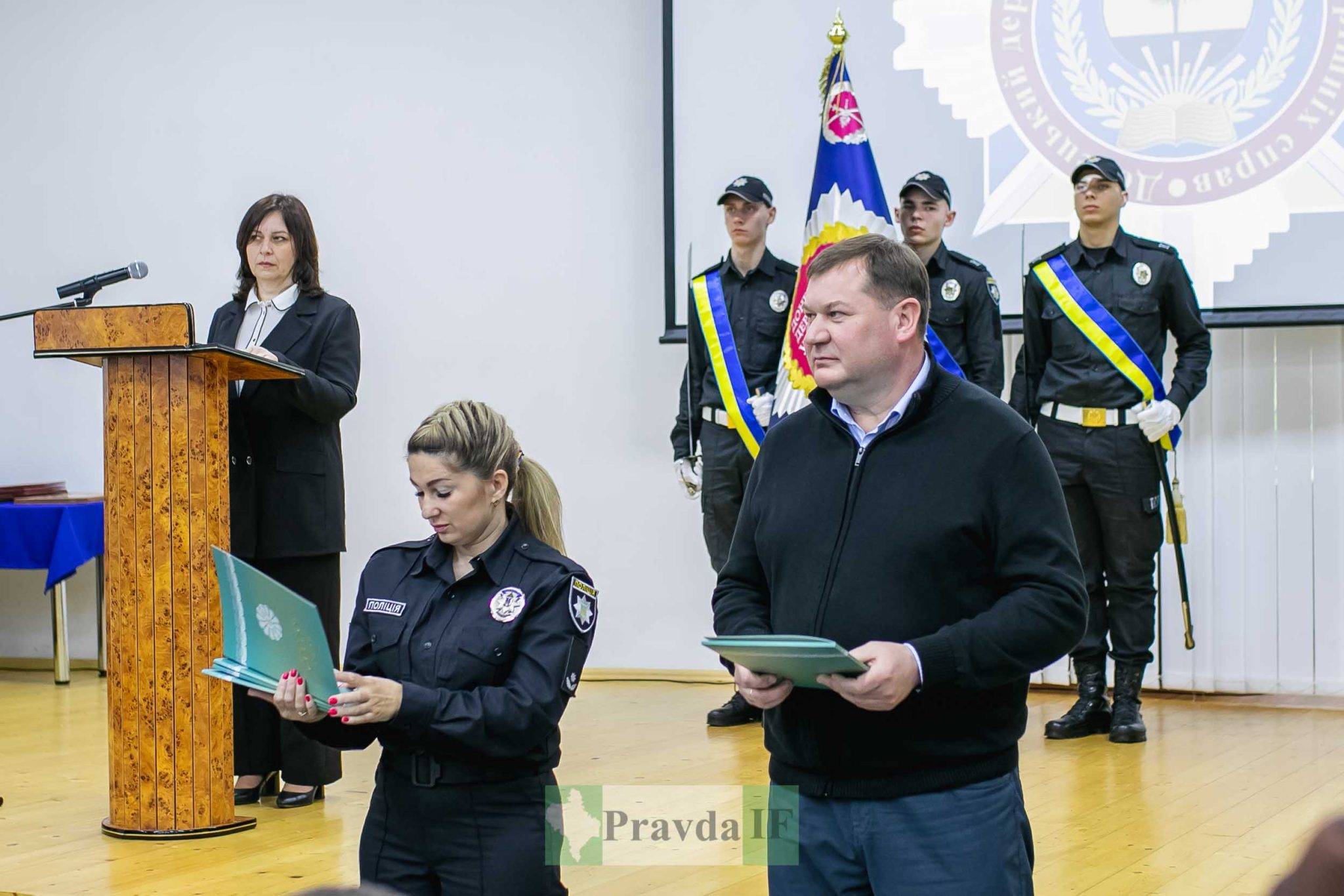 Відбувся перший випуск курсантів Луганського університету внутрішніх справ,курсанти мвс,війна в україні