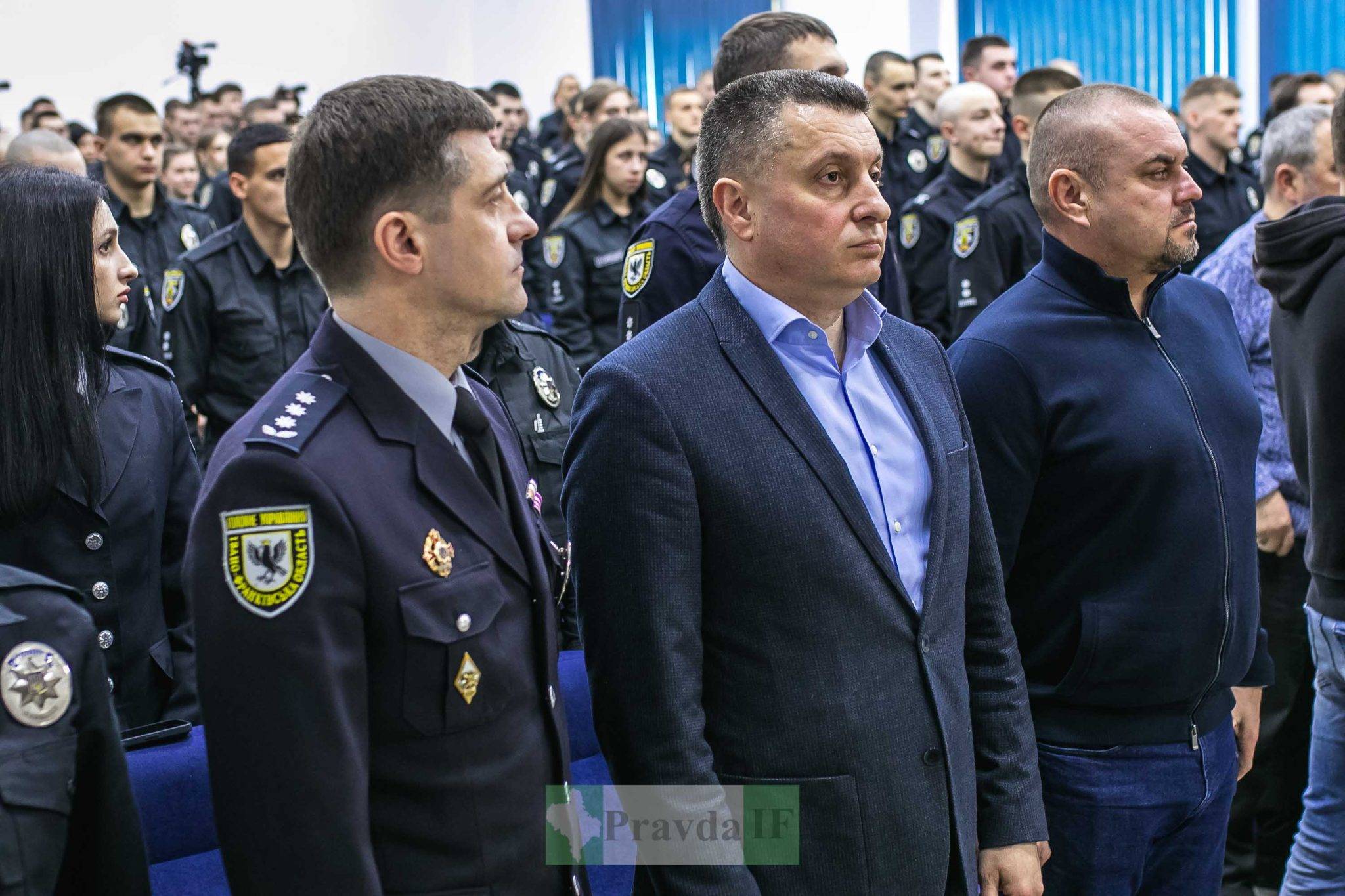 Відбувся перший випуск курсантів Луганського університету внутрішніх справ,курсанти мвс,війна в україні