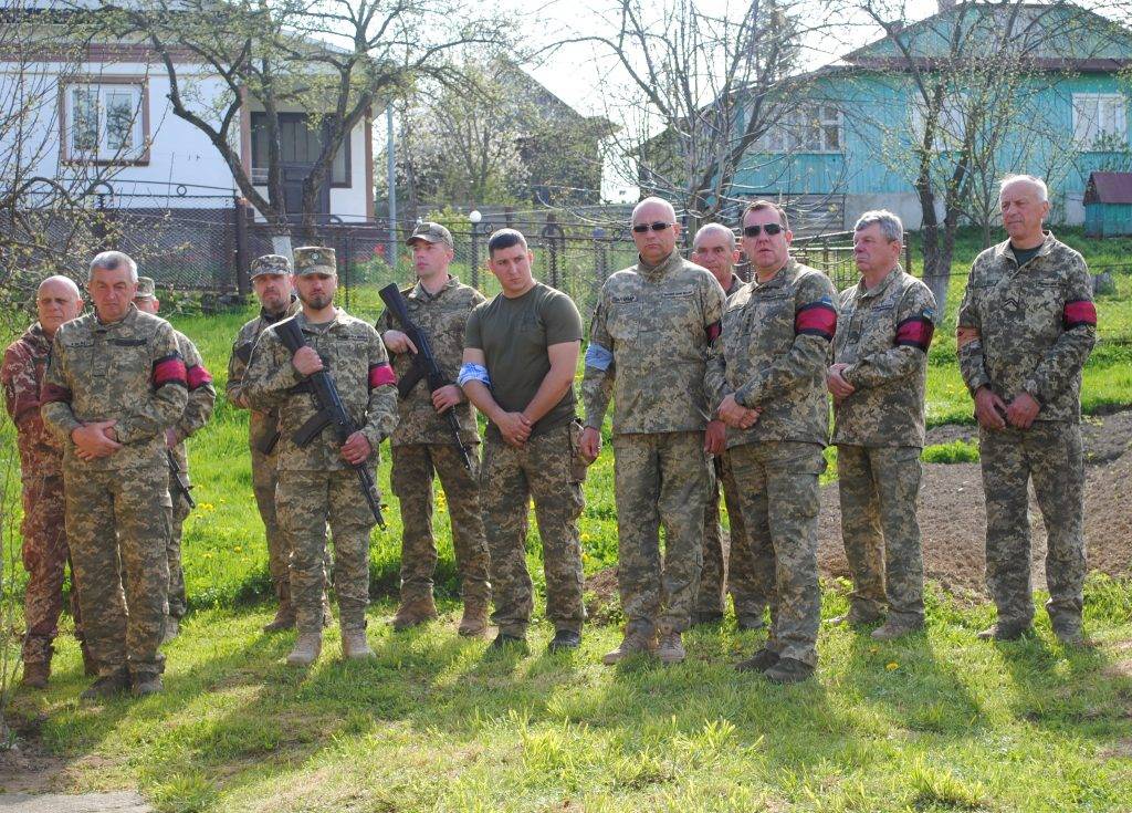 На Богородчанщині провели в останню путь полеглого 19-річного героя Богдана Овчаренка