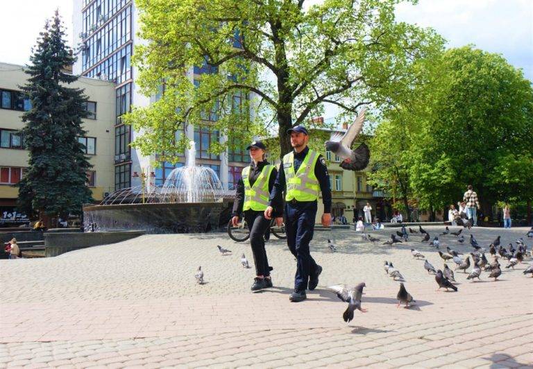 Поліція посилено патрулюватиме Івано-Франківськ під час вихідних