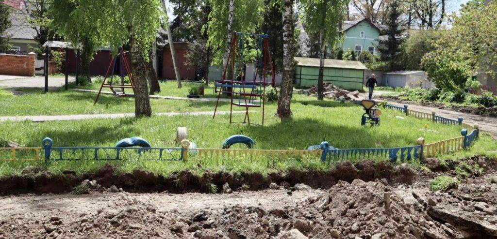 У Коломиї ще один двір дочекався ремонту