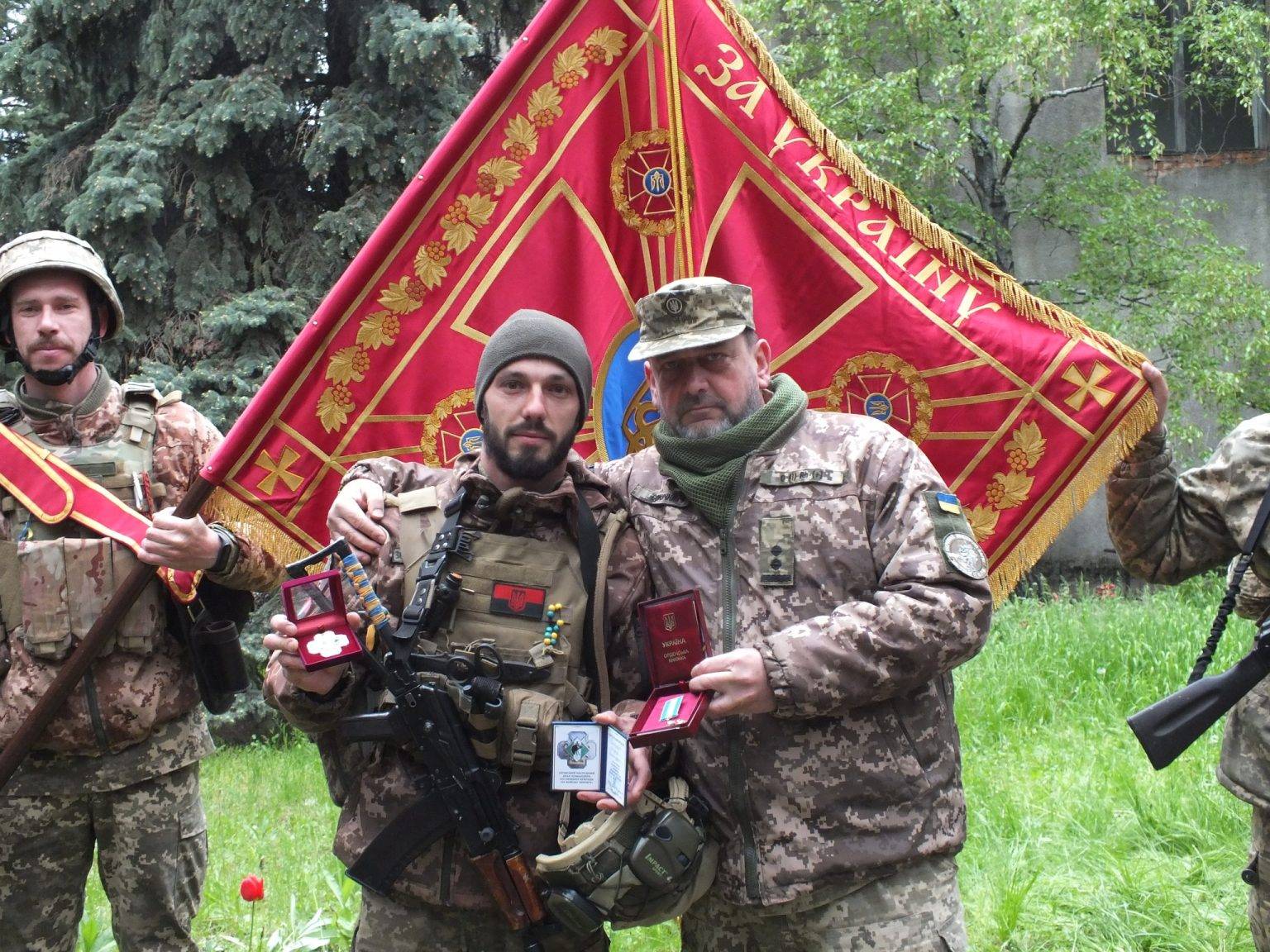 Бійцям 102 бригади ТрО з Франківщини вручили державні відзнаки