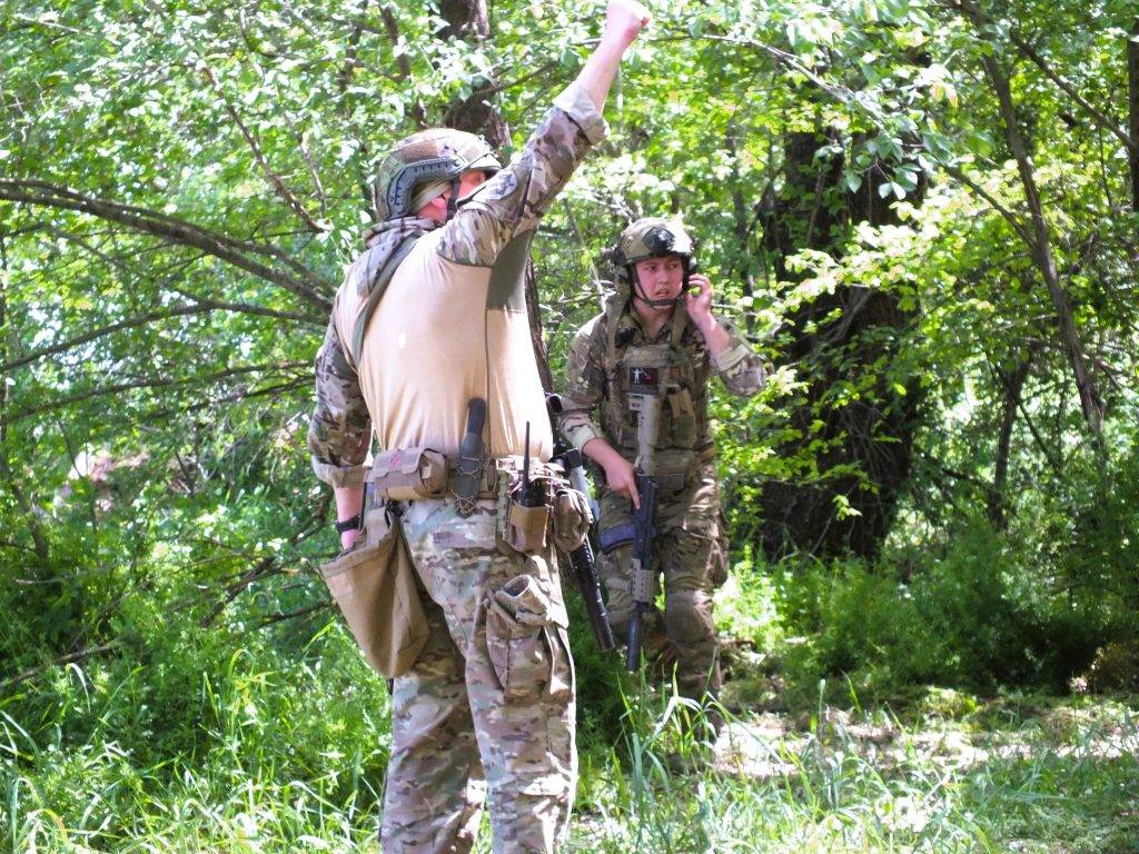Воїни зі 102 бригади удосконалюють військові навички на полігоні