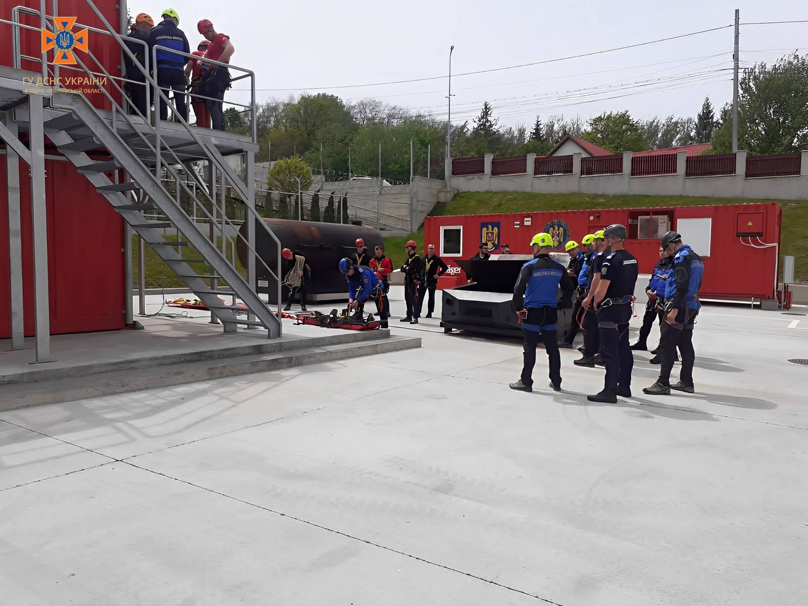 Прикарпатські рятувальники проходять спеціальні навчання з румунськими колегами,Рятувальники Прикарпаття,гірські рятувальники