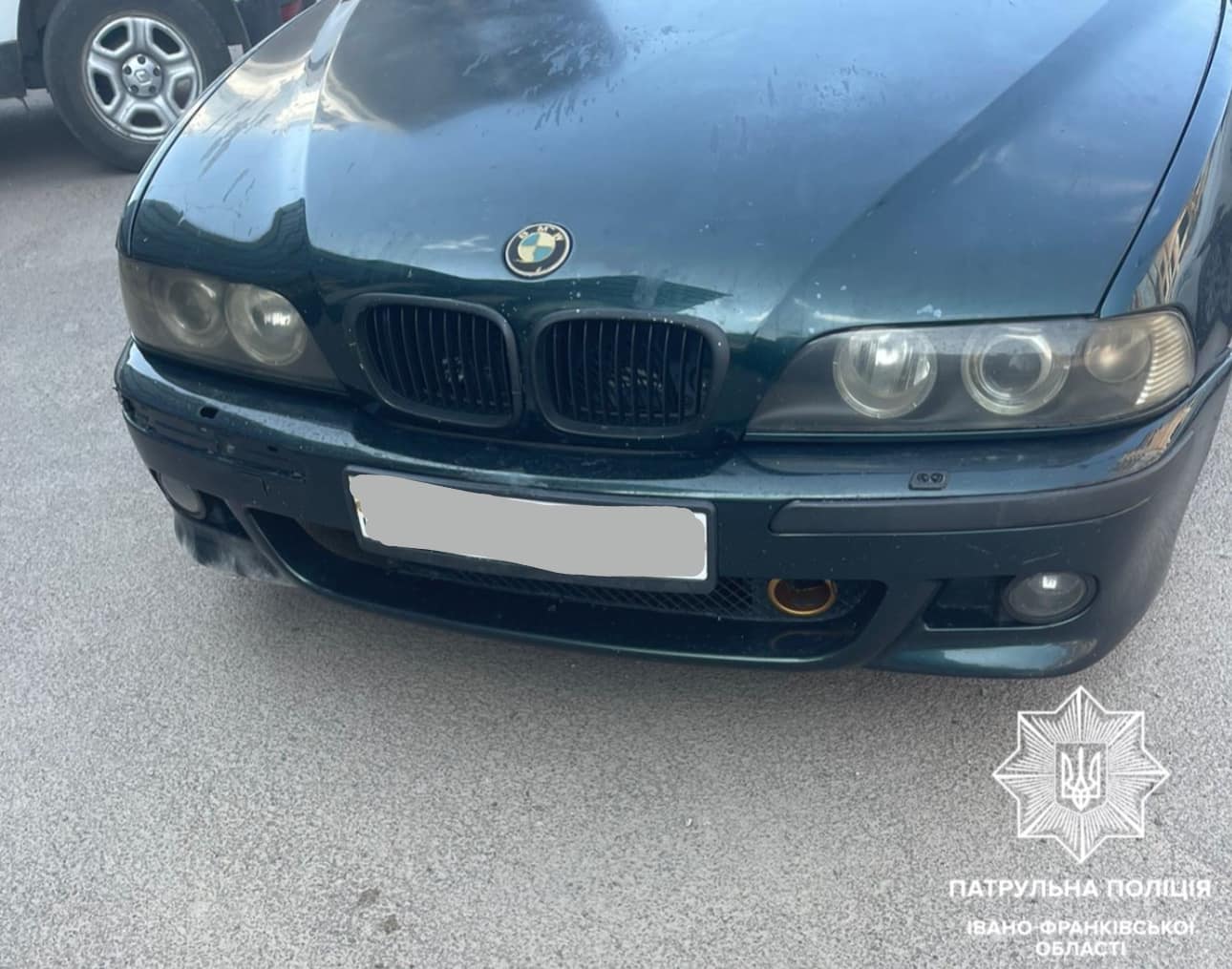 У Франківську 22-річна п'яна водійка на BMW намагалася втекти від патрульних