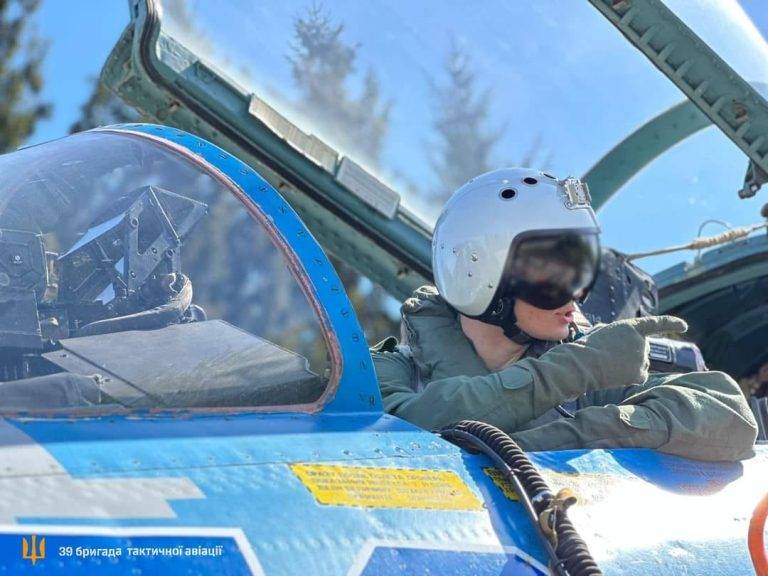 За минулу добу ворог втратив один літак та понад 700 окупантів