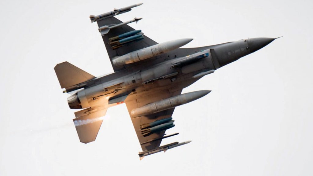 Лідери «великої сімки» обговорять постачання Україні винищувачів F-16