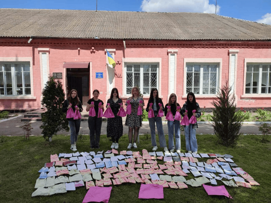 Школярі Івано-Франківщини зберегли довкілля від понад 500 тисяч пластикових пакетів