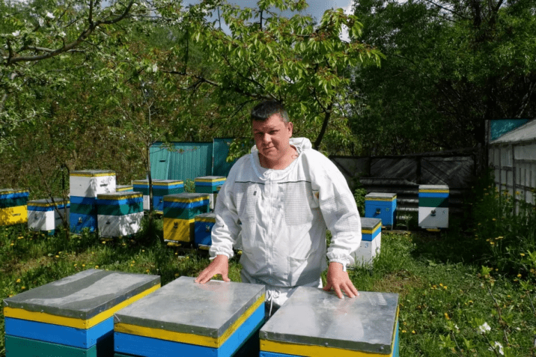 Харків’янин на грант запустив виробництво крем-меду на Франківщині