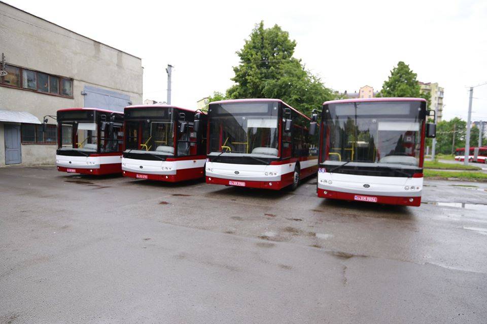 У Франківську скасували тендер на закупівлю 15 автобусів