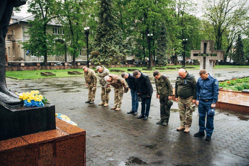 Гвардійці Франківщини вшанували пам'ять жертв Другої світової війни. ФОТО