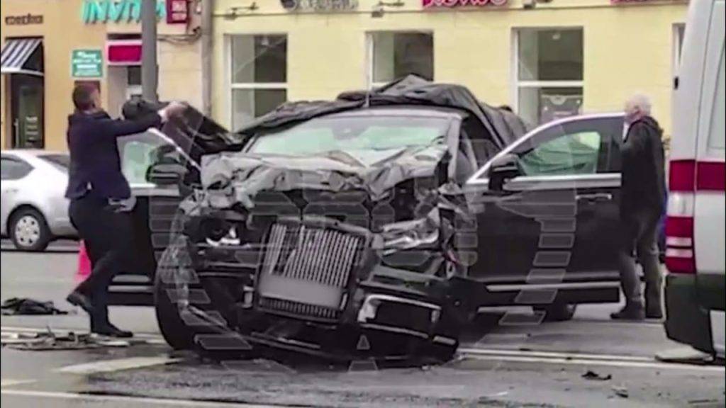 Автомобіль патріарха кирила потрапив у ДТП в центрі москви