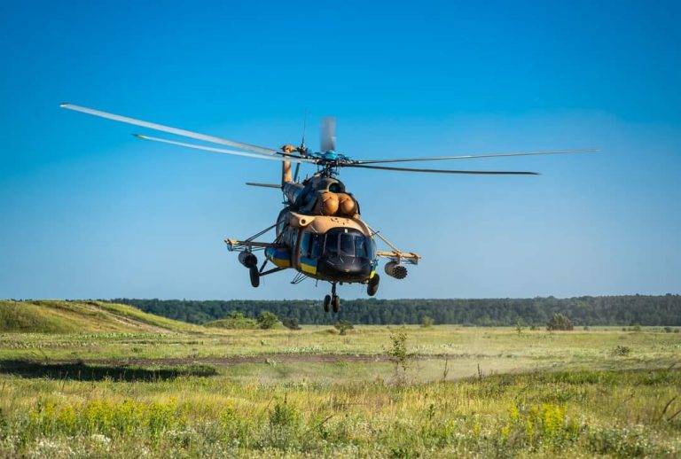 Майже 500 одиниць біологічного сміття та 1 вертоліт втратили окупанти упродовж минулої доби