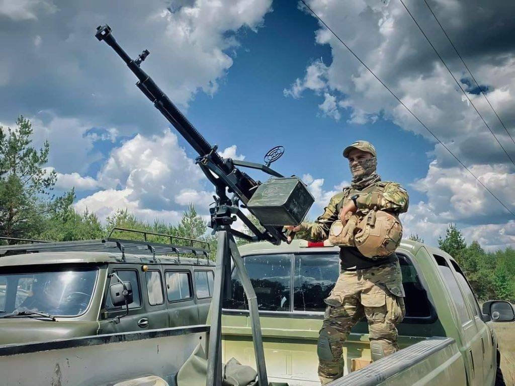 Ворог продовжує обстрілювати територію України ракетами та "шахедами"