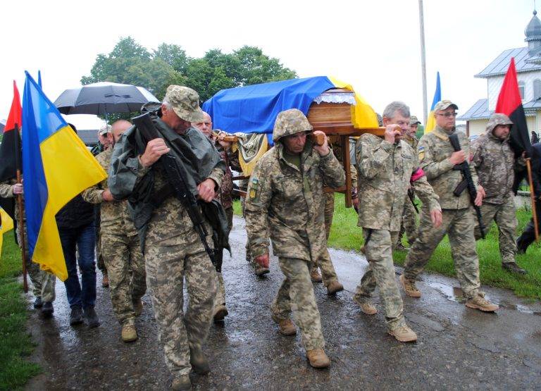 На Богодчанщині попрощалися з воїном Романом Чепіловим ФОТО