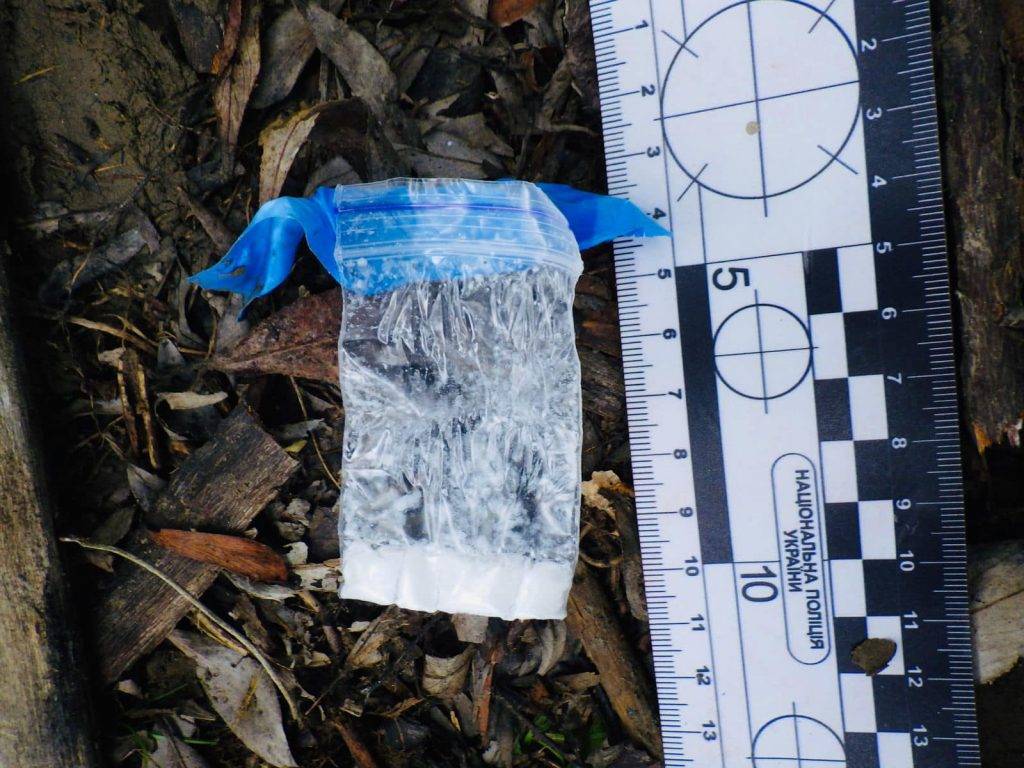 У Франківську затримали 19-річного наркоділка. ФОТО