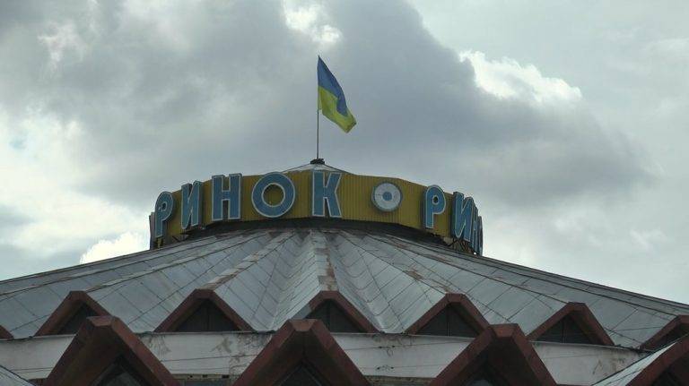 Суди за центральний ринок: міськрада виграла справу проти "Торгового сервісу"