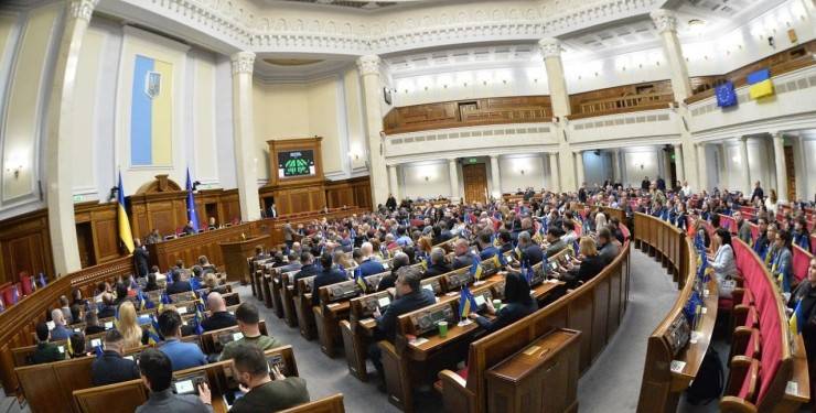 Рада проголосувала за гроші для військових