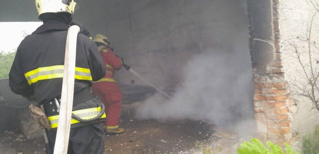 У селі на Богородчанщині горіло побутове сміття