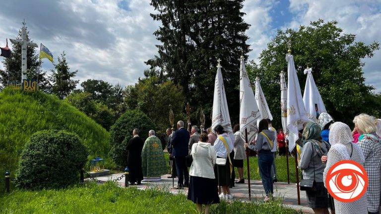 В Хотіні вшанували пам’ять першого отця парфії Гната Рожанського