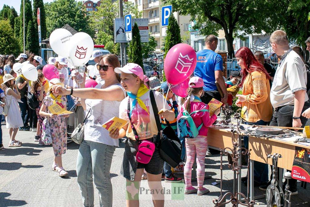 У Франківську відбулося свято для дітей "День професій" ФОТО