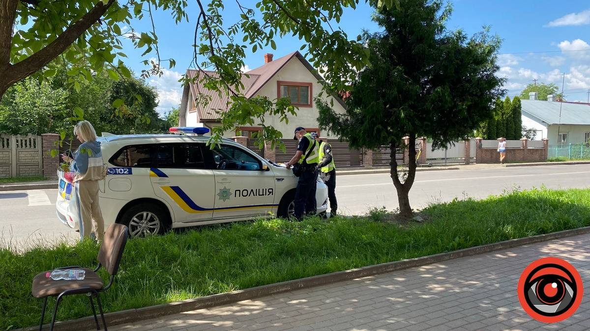 У Коломиї під колеса автомобіля поотрапив велосипедист,дтп у коломиї,аварія сталась у коломиї