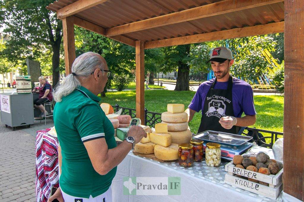 У Франківську запрацював крафтовий ярмарок. ФОТОРЕПОРТАЖ