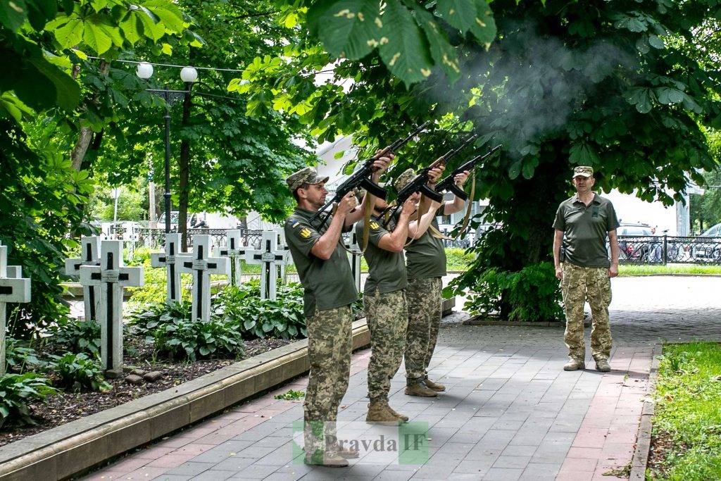 У Франківську посмертно нагородили полеглих військових Прикарпаття